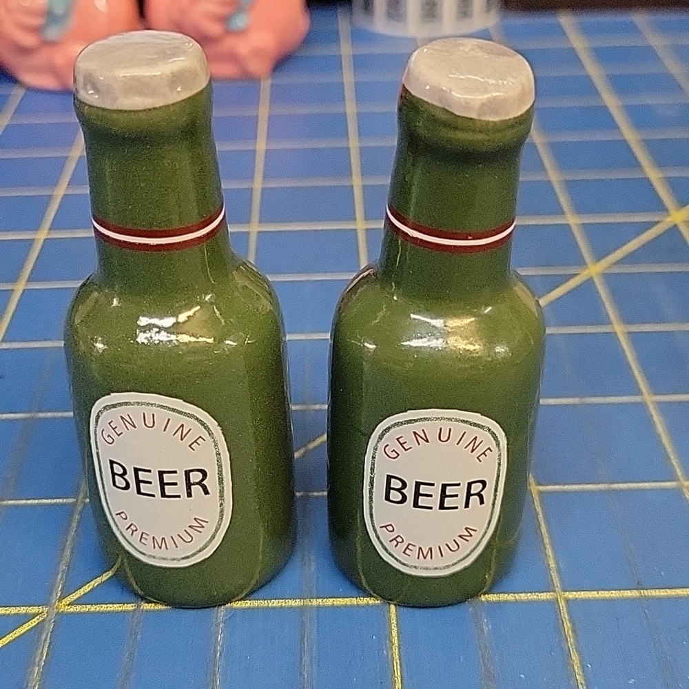 Beer Bottle Salt & Pepper 1.25" X 3.25" Shakers New